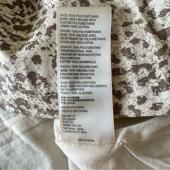 Free People Fake Out Leopard Print Faux Leather Skirt in Light Combo Size 6 - Picture 12 of 12